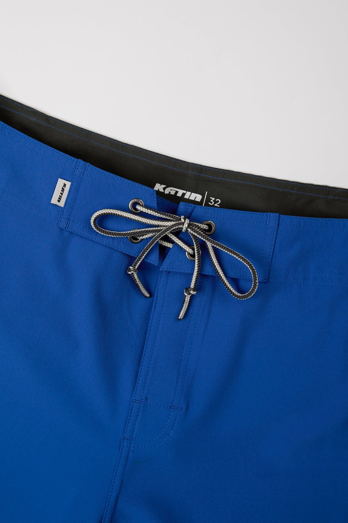 TRACK SURF TRUNK