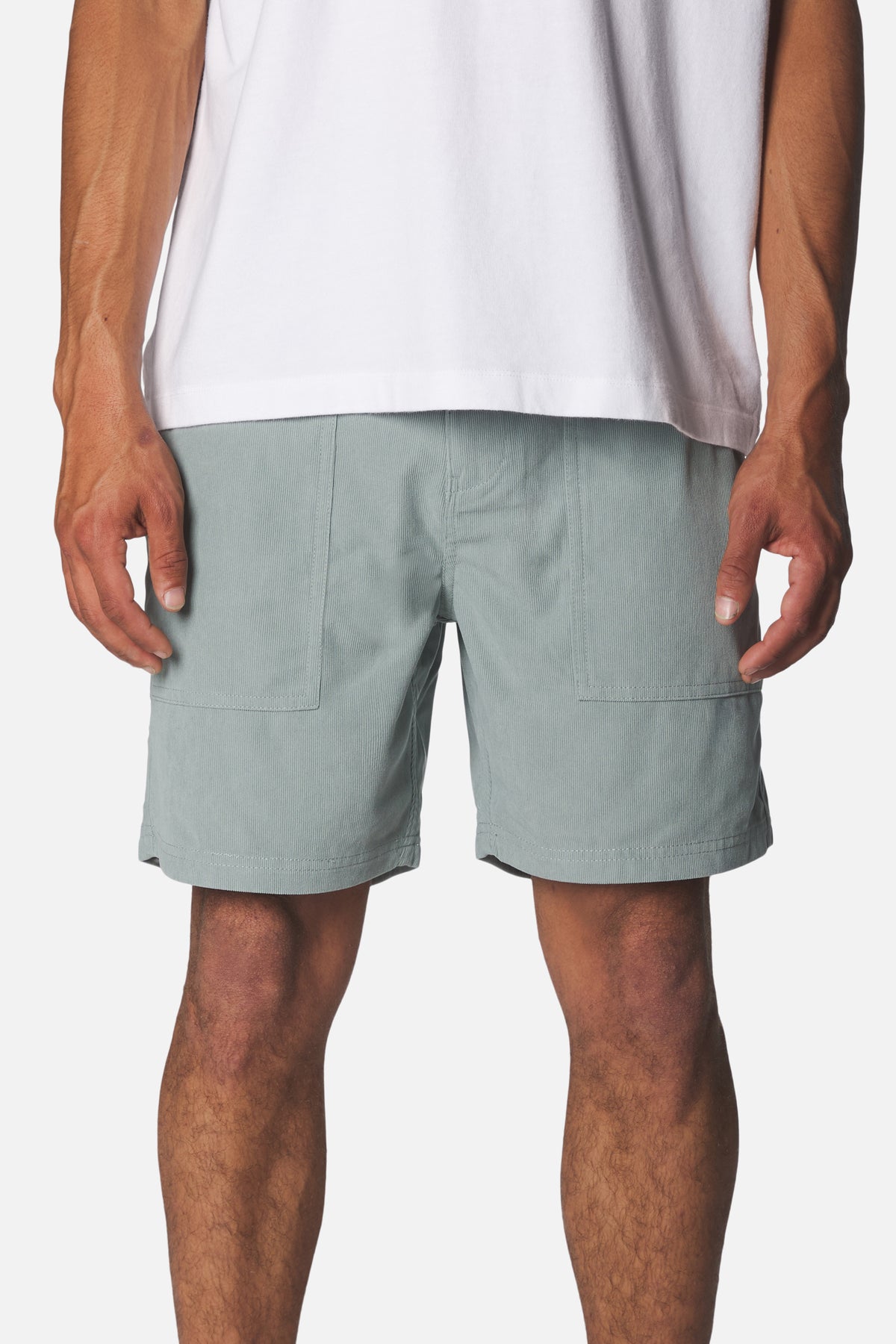 TRAILS CORDUROY SHORT