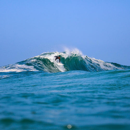 Happy #InternationalSurfingDay! - Blog post image