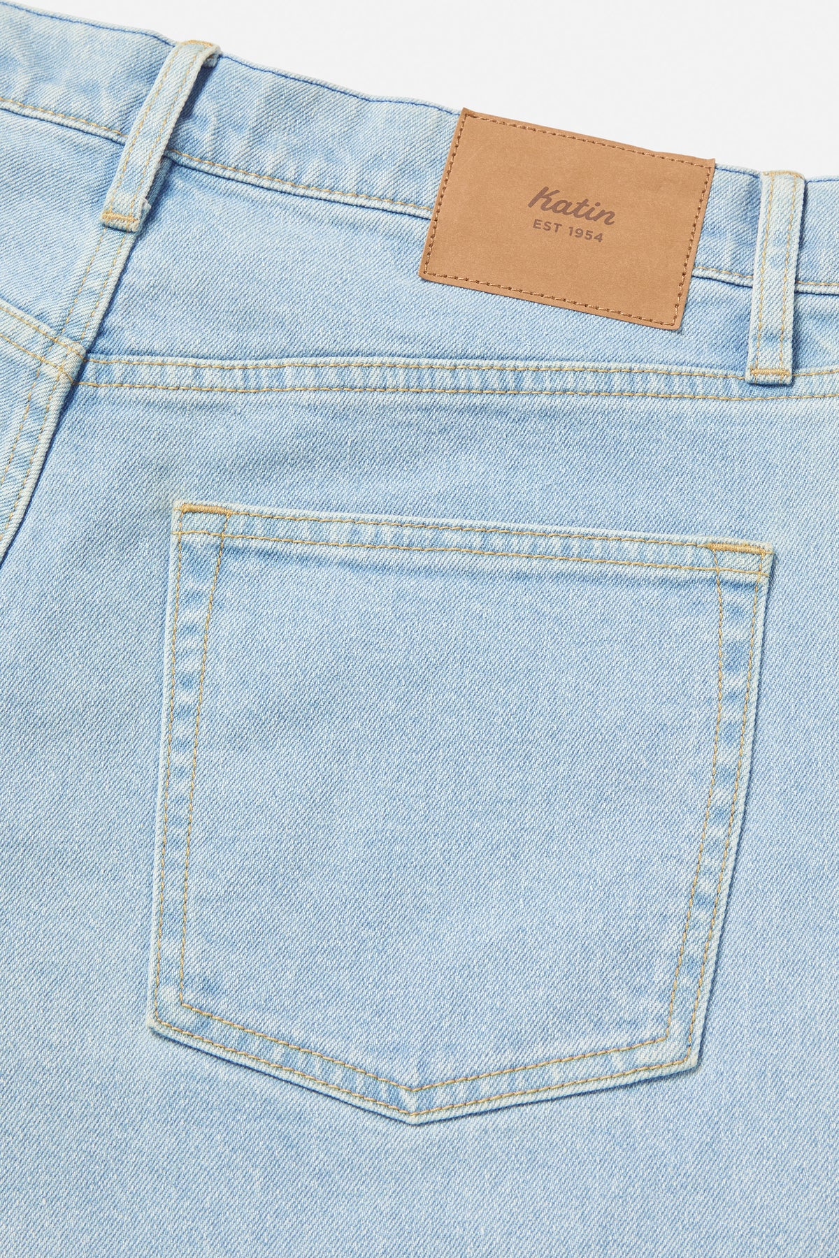 GEORGE 64 SHORT