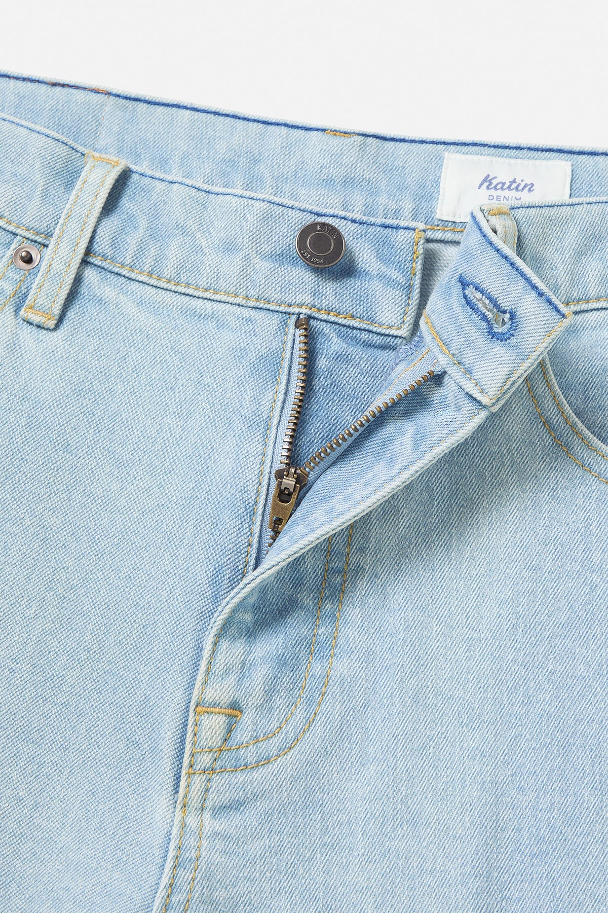 GEORGE 64 SHORT