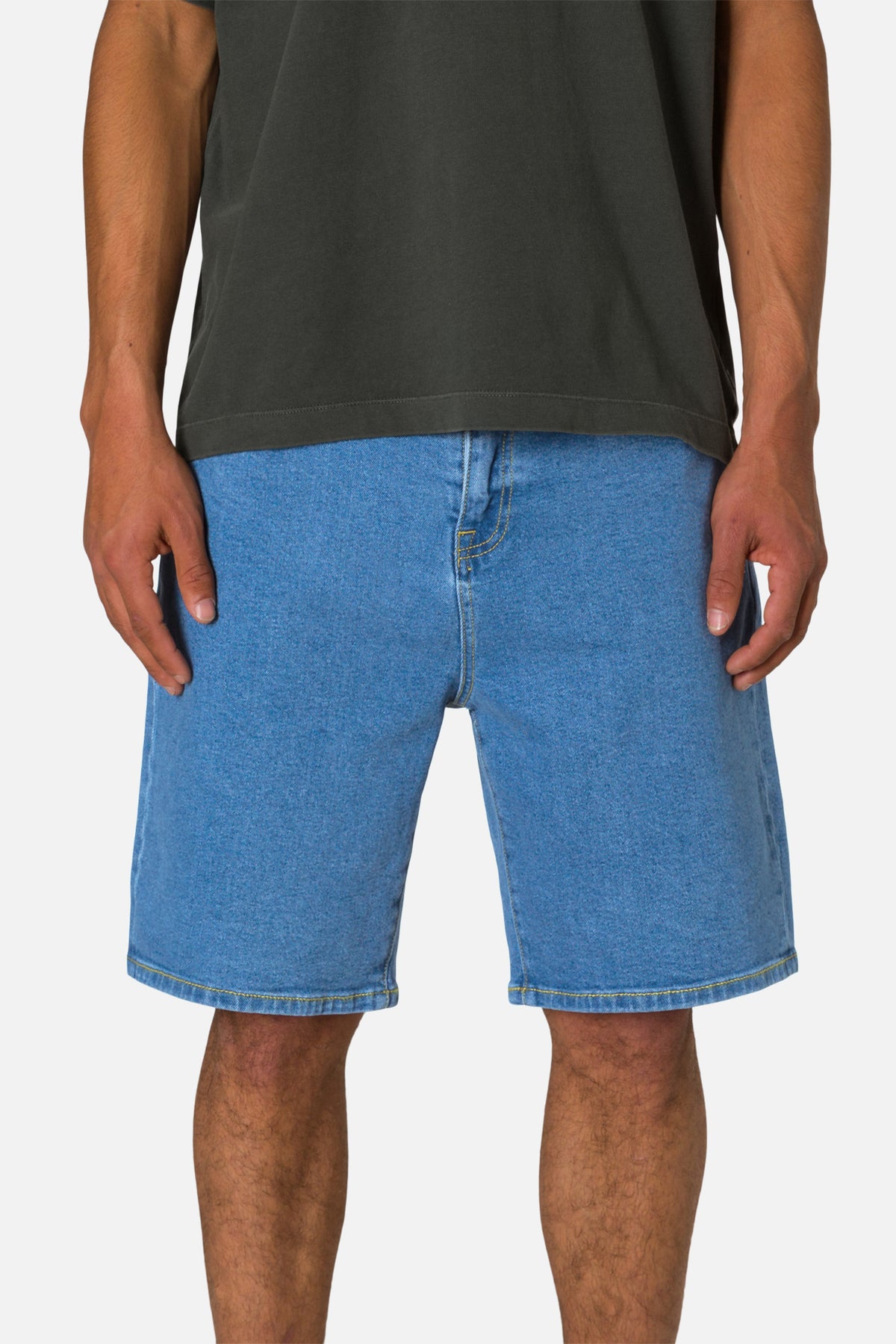 GEORGE 64 SHORT