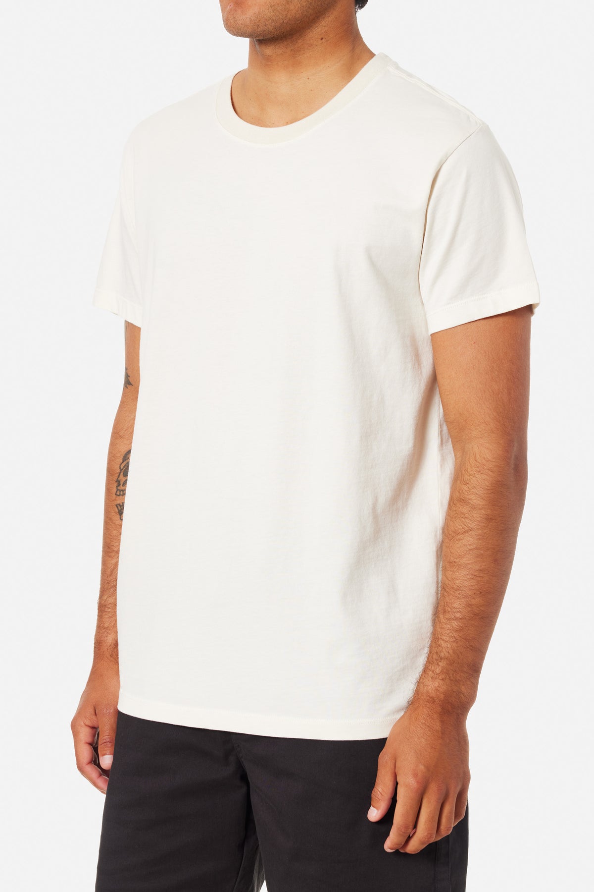 STANDARD TEE