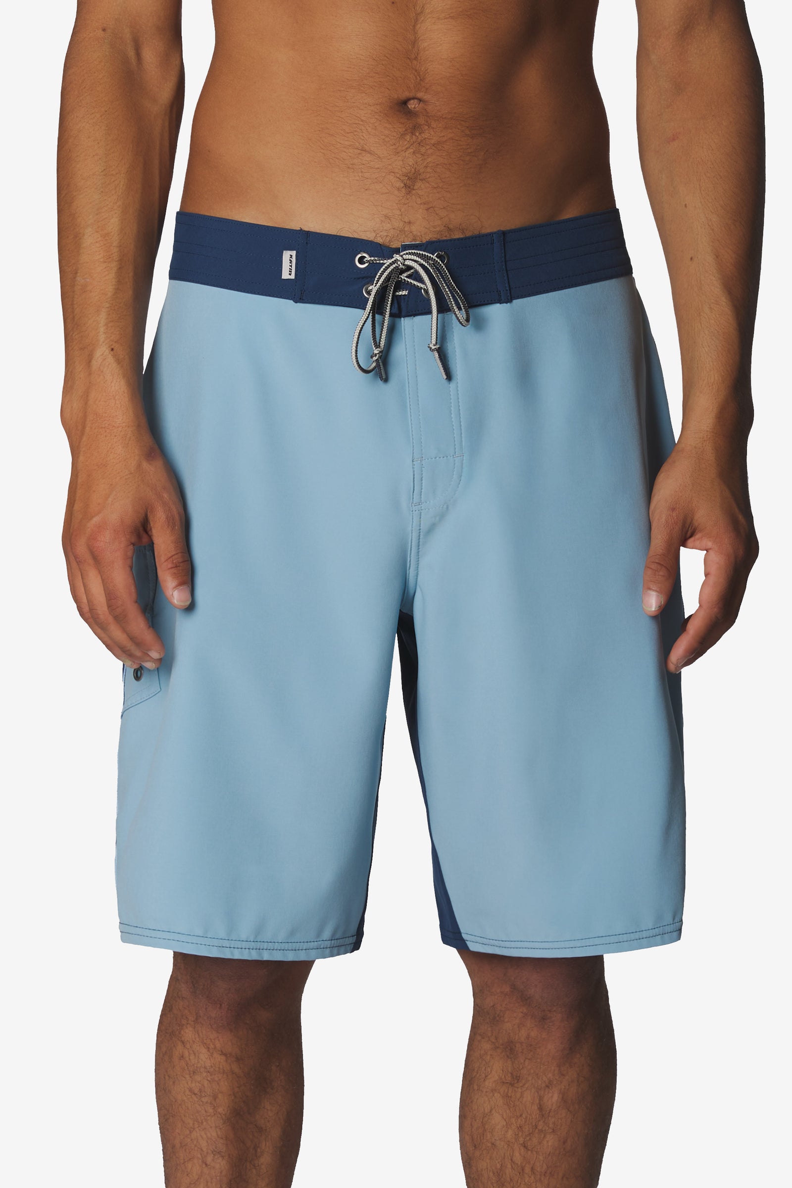 Katin su26 fade surf trunk royal on model front_b1527dce 0391 4946 af78 83565f43850d
