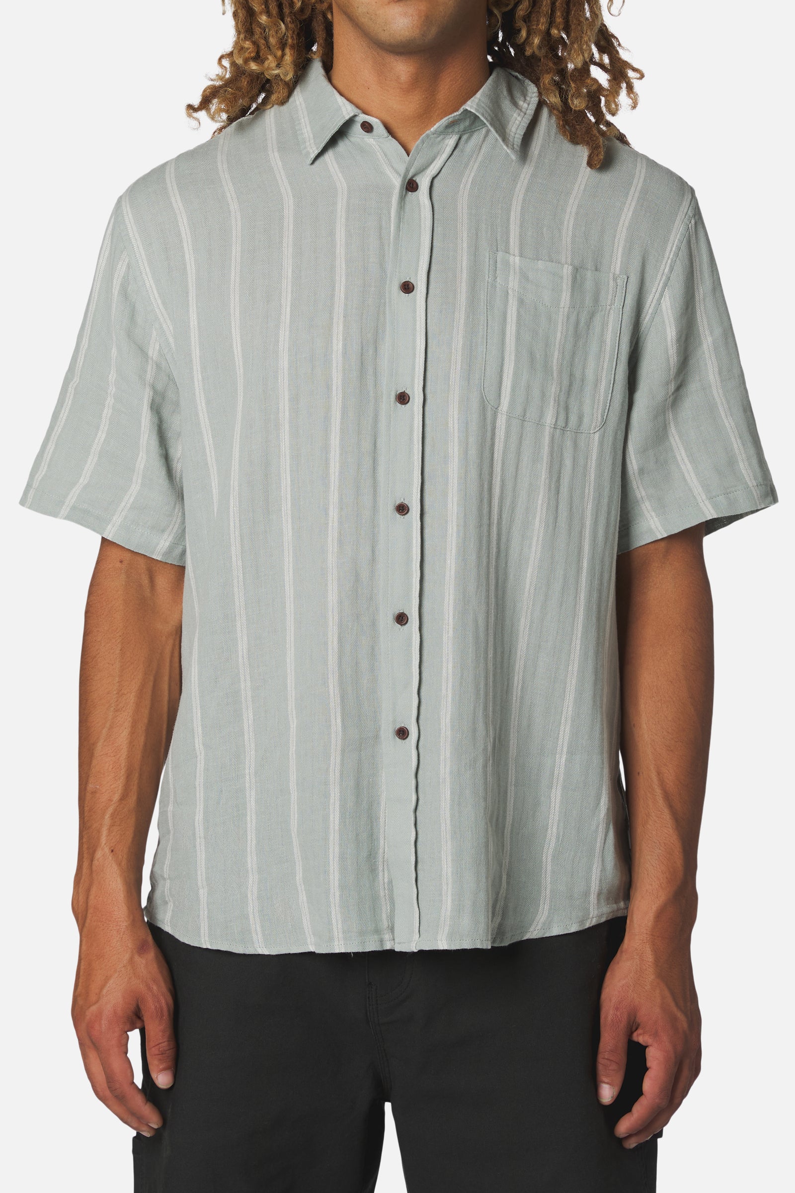 Katin su26 shirts alan shirt abyss on model front